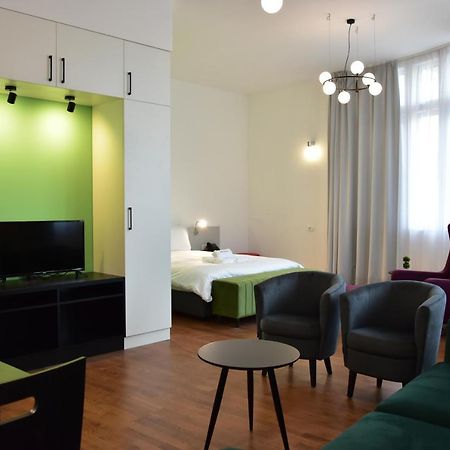 Osten Art Hotel Skopje Luaran gambar