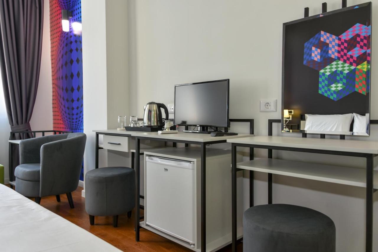 Osten Art Hotel Skopje Luaran gambar
