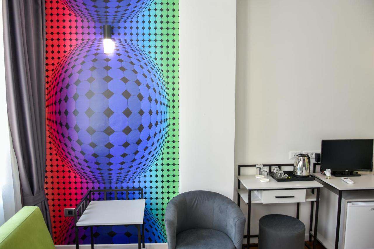 Osten Art Hotel Skopje Luaran gambar