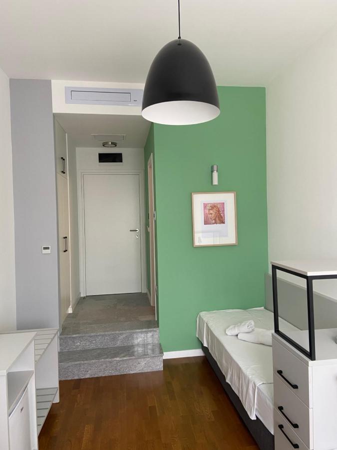 Osten Art Hotel Skopje Luaran gambar